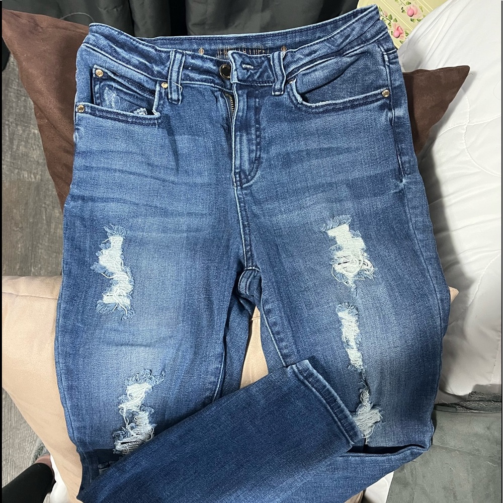 Jennifer Lopez jeans